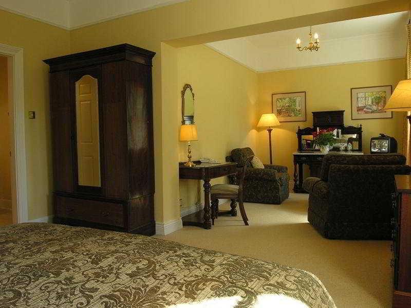 Ross Lake House Hotel Killarone Ngoại thất bức ảnh